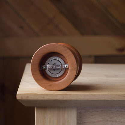 Pepper Grinder - Cherry wood - 3.5 inch